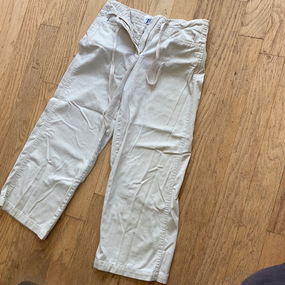 Express women’s Capris cropped pants - Picture 2 of 16